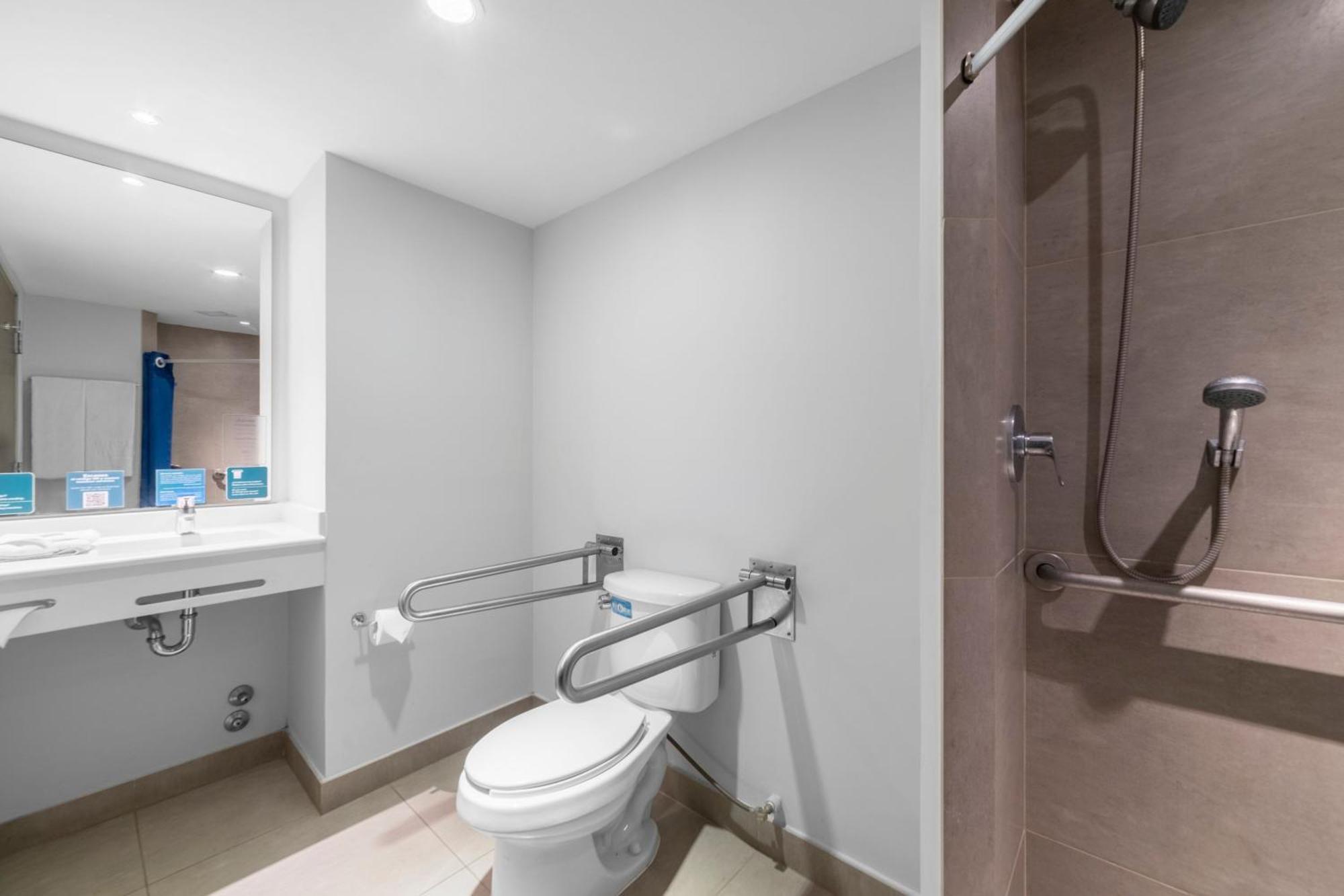 Hotel Express Junior By Marriott Altabrisa Mérida