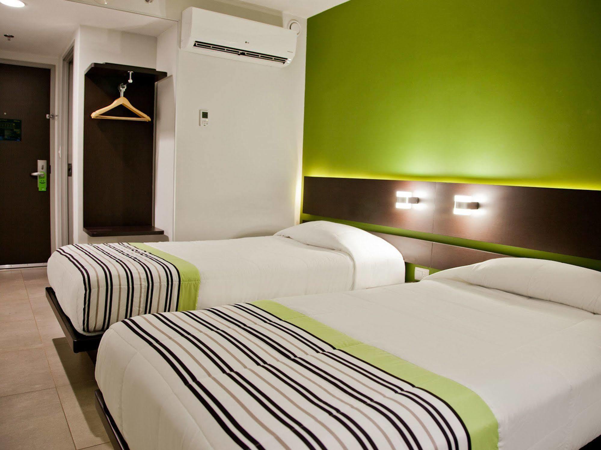 Express Junior By Marriott Altabrisa 3* Mérida